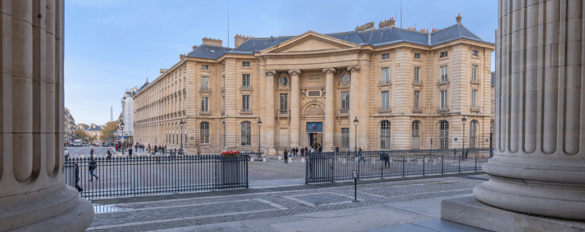 Façade centre Panthéon